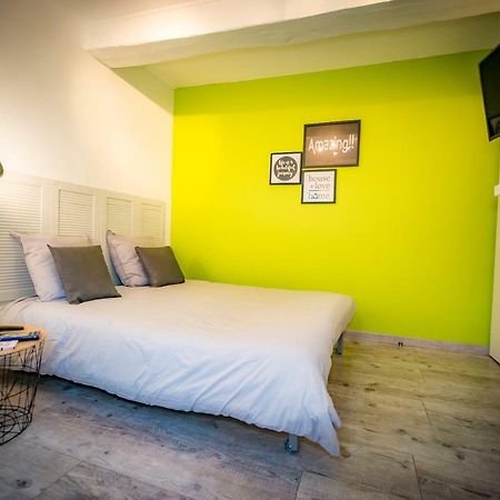 Appartement Hyper Centre Avec Wifi Troyes Luaran gambar