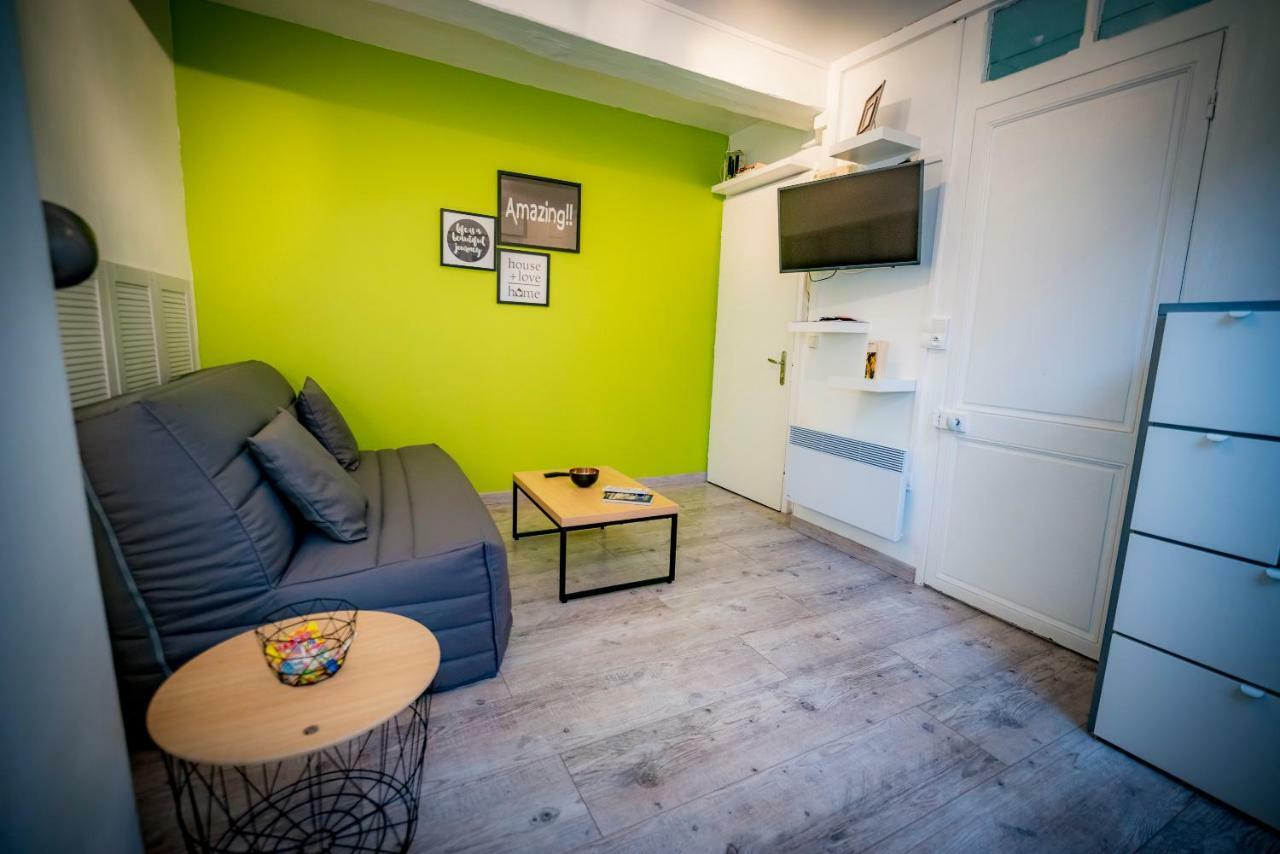 Appartement Hyper Centre Avec Wifi Troyes Luaran gambar