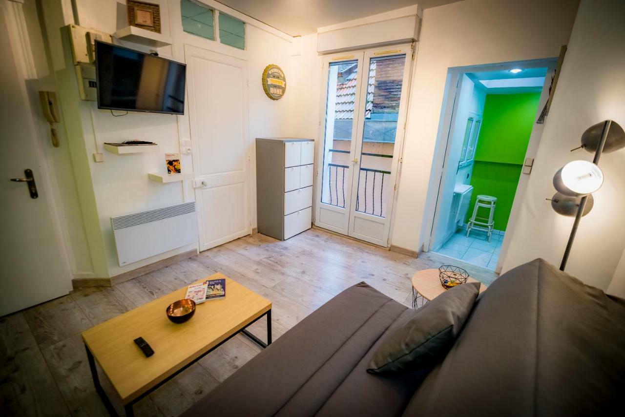 Appartement Hyper Centre Avec Wifi Troyes Luaran gambar