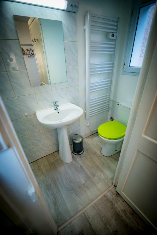 Appartement Hyper Centre Avec Wifi Troyes Luaran gambar